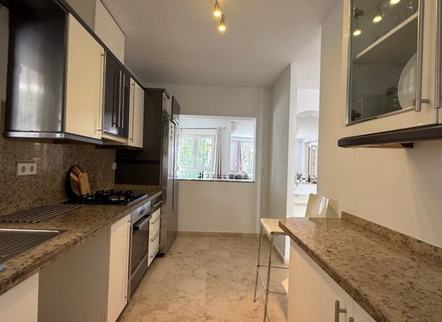 4 chambre Villa/Maison à vendre à Dehesa de Campoamor, Orihuela avec piscine - 675 000 € (Ref: 9211328)