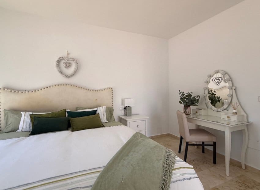 4 bedroom Villa for sale in Dehesa de Campoamor with pool - € 675,000 (Ref: 9211328)