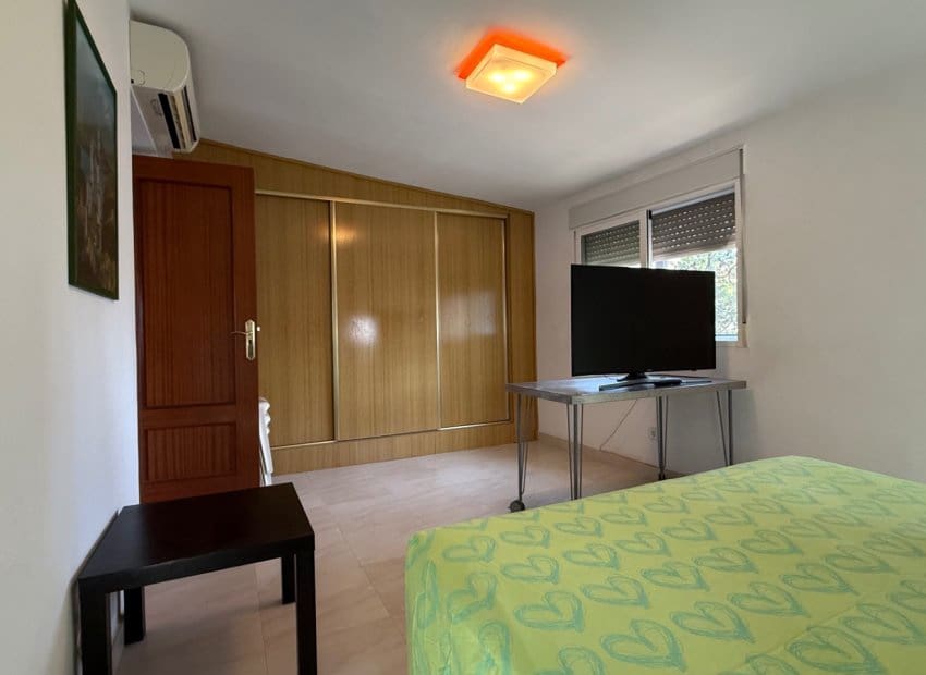 4 slaapkamer Villa te koop in La Zenia met zwembad - € 585.000 (Ref: 9211329)