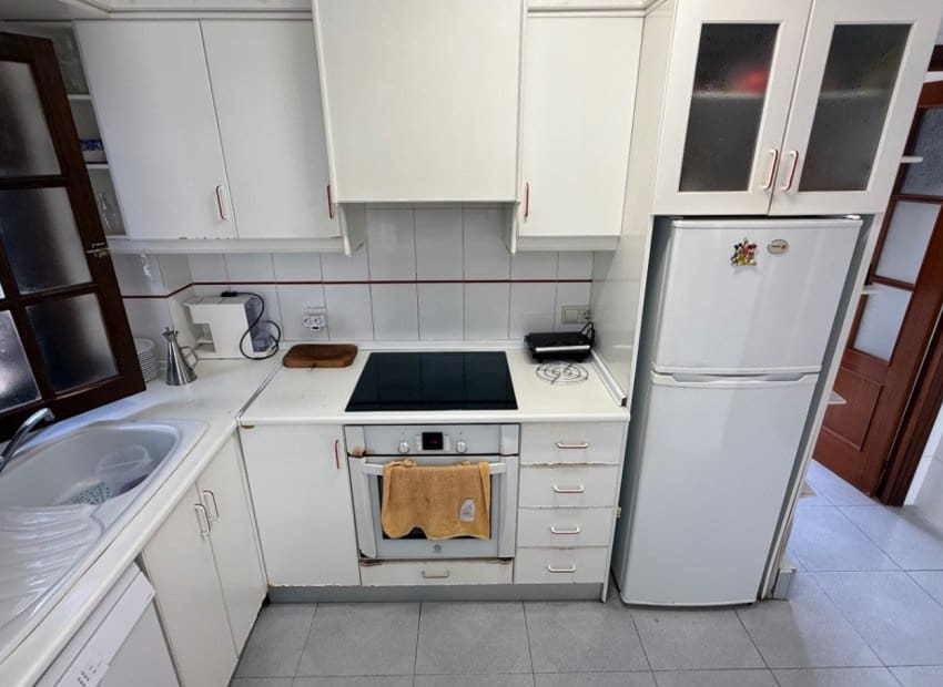 4 slaapkamer Villa te koop in La Zenia met zwembad - € 585.000 (Ref: 9211329)