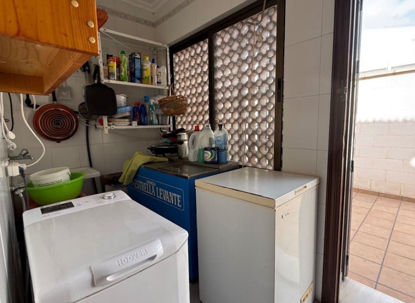 4 slaapkamer Villa te koop in La Zenia met zwembad - € 585.000 (Ref: 9211329)