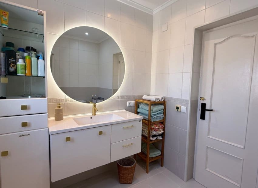 3 soverom Villa til salgs i El Chaparral med svømmebasseng - € 645 000 (Ref: 9211332)