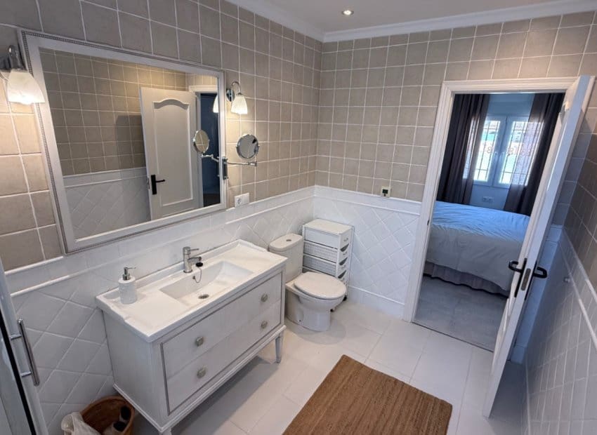 3 soverom Villa til salgs i El Chaparral med svømmebasseng - € 645 000 (Ref: 9211332)