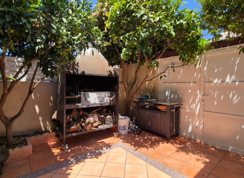 3 chambre Maison de Ville à vendre à Torrevieja avec piscine - 235 000 € (Ref: 9211333)