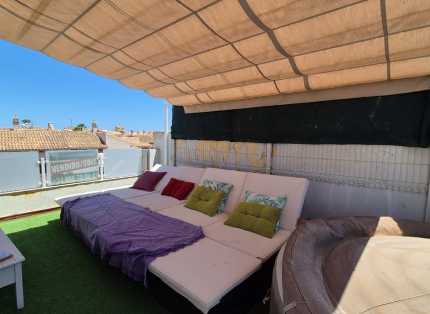3 chambre Maison de Ville à vendre à Torrevieja avec piscine - 235 000 € (Ref: 9211333)