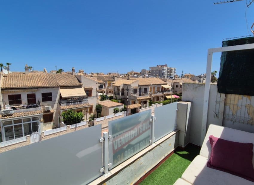 3 chambre Maison de Ville à vendre à Torrevieja avec piscine - 235 000 € (Ref: 9211333)