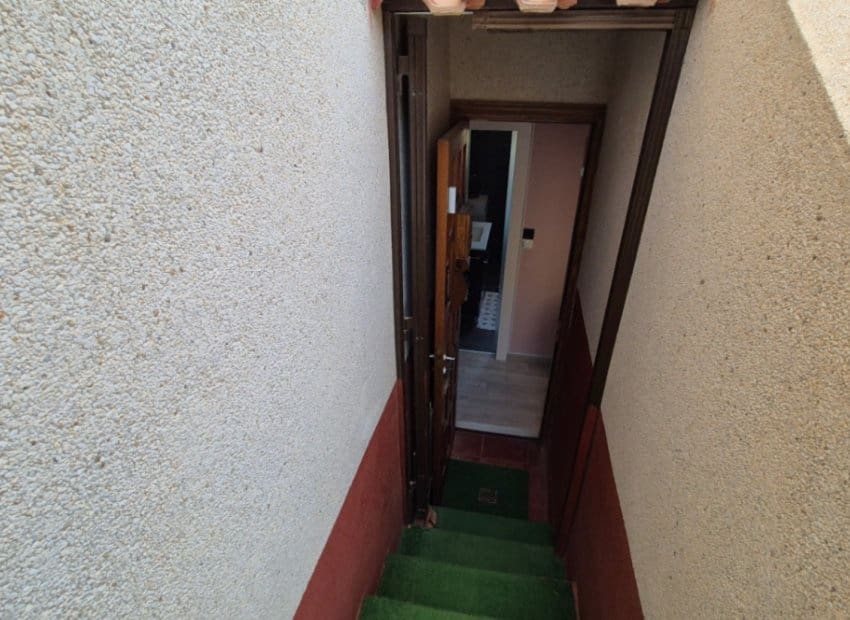 3 chambre Maison de Ville à vendre à Torrevieja avec piscine - 235 000 € (Ref: 9211333)