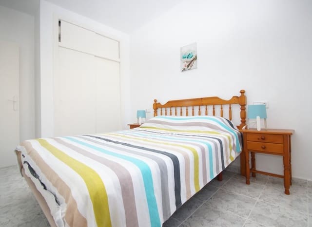 2 bedroom Bungalow for sale in Playa Flamenca, Orihuela with pool - € 145,000 (Ref: 9211334)