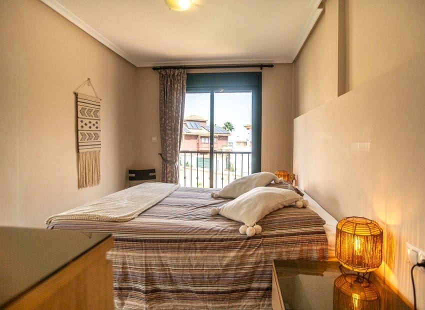 3 soveværelse Semi-Rækkehus til salg i Los Balcones med swimmingpool - € 285.000 (Ref: 9211336)