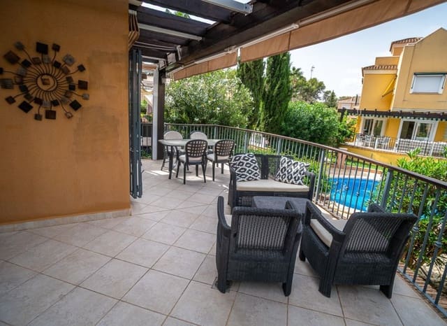 3 bedroom Semi-detached Villa for sale in Los Balcones with pool - € 285,000 (Ref: 9211336)