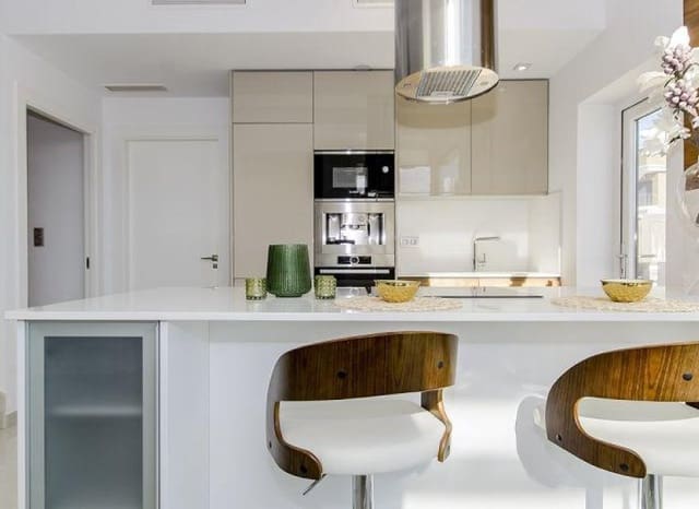 3 soveværelse Villa til salg i Ciudad Quesada, Rojales med swimmingpool - € 650.000 (Ref: 9211445)