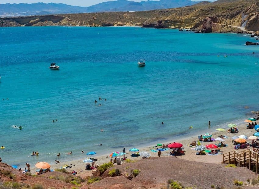 3 soveværelse Villa til salg i La Pinilla med swimmingpool - € 379.845 (Ref: 9211447)