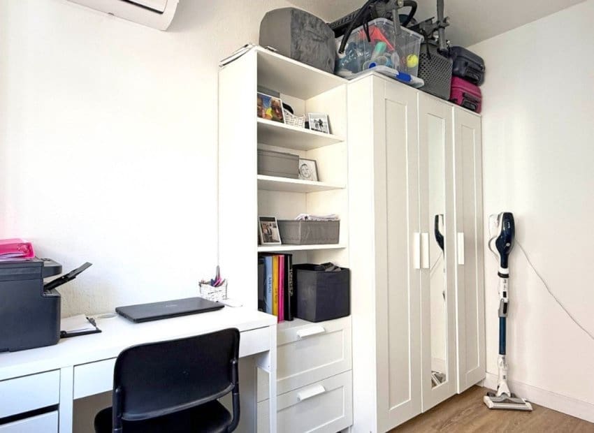 4 makuuhuone Omakotitalo myytävänä paikassa Torrevieja - 189 950 € (Ref: 9211454)