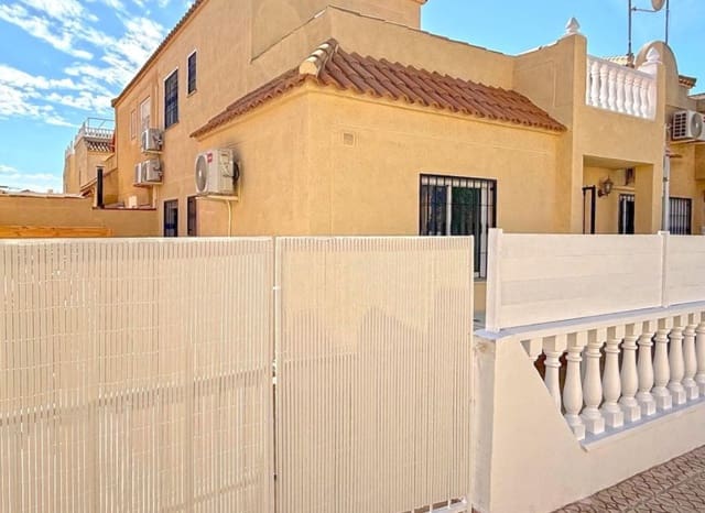 4 slaapkamer Huis te koop in El Chaparral - La Siesta - La Torreta, Torrevieja - € 189.950 (Ref: 9211454)