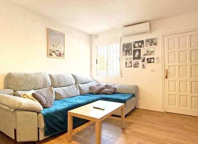 4 slaapkamer Huis te koop in El Chaparral - La Siesta - La Torreta, Torrevieja - € 189.950 (Ref: 9211454)