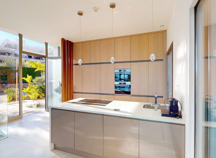 Chalet de 3 habitaciones en Orihuela Costa en venta con piscina - 950.000 € (Ref: 9211462)