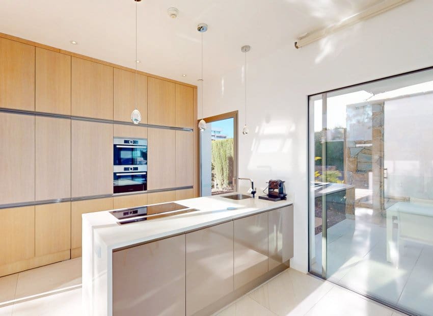 Chalet de 3 habitaciones en Orihuela Costa en venta con piscina - 950.000 € (Ref: 9211462)