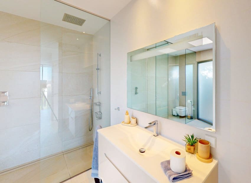 Chalet de 3 habitaciones en Orihuela Costa en venta con piscina - 950.000 € (Ref: 9211462)