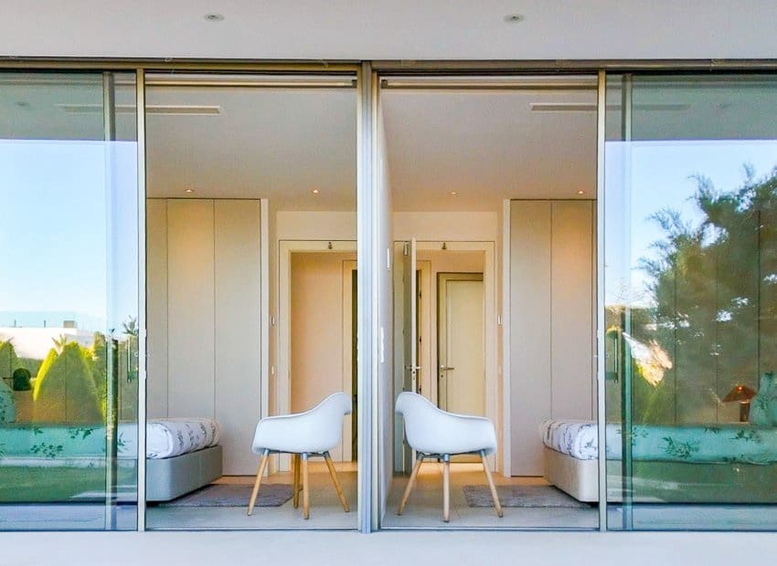 Chalet de 3 habitaciones en Orihuela Costa en venta con piscina - 950.000 € (Ref: 9211462)