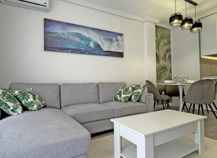 2 soveværelse Lejlighed til salg i Torrevieja - € 165.000 (Ref: 9211464)