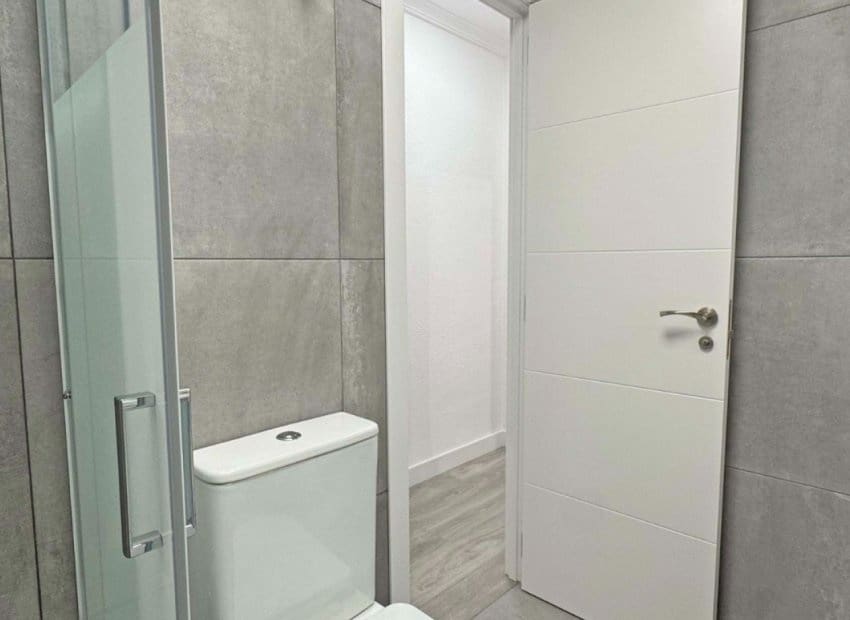 2 soveværelse Lejlighed til salg i Torrevieja - € 165.000 (Ref: 9211464)