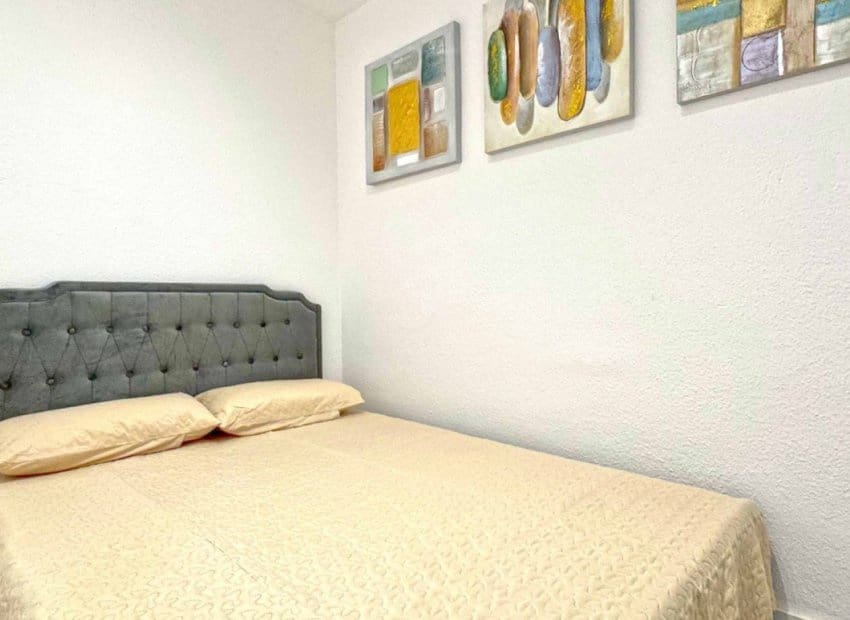 2 soveværelse Lejlighed til salg i Torrevieja - € 165.000 (Ref: 9211464)