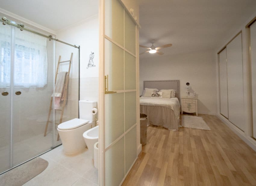 4 slaapkamer Halfvrijstaande villa te koop in Los Balcones met zwembad - € 490.000 (Ref: 9211467)