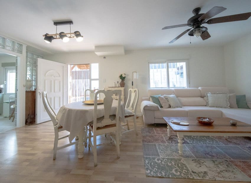 4 slaapkamer Halfvrijstaande villa te koop in Los Balcones met zwembad - € 490.000 (Ref: 9211467)