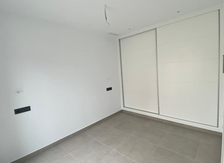 Chalet de 3 habitaciones en Los Alcázares en venta con piscina - 419.900 € (Ref: 9211471)