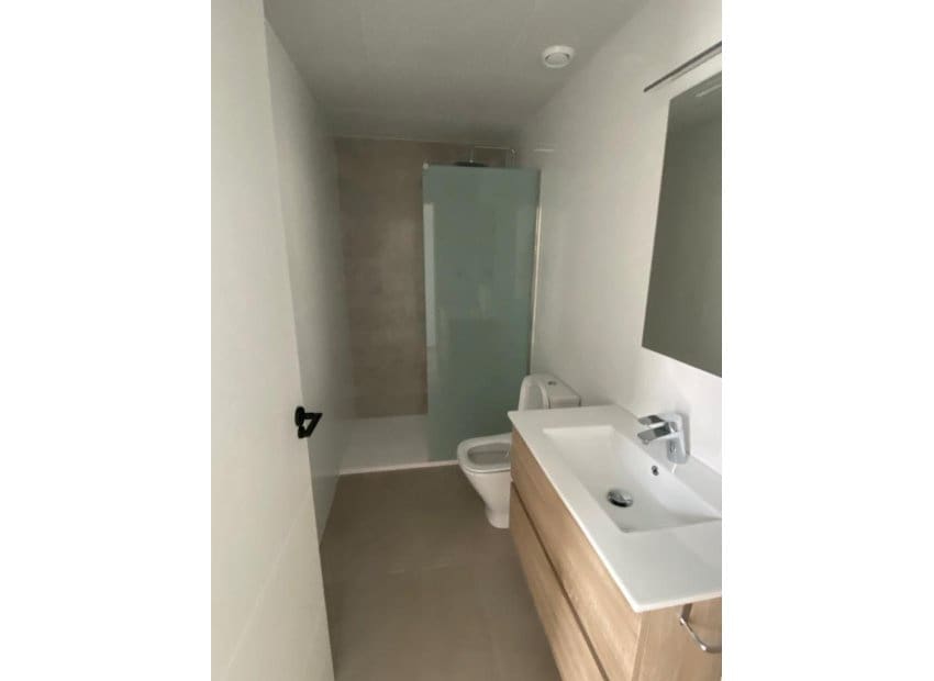 Chalet de 3 habitaciones en Los Alcázares en venta con piscina - 419.900 € (Ref: 9211471)