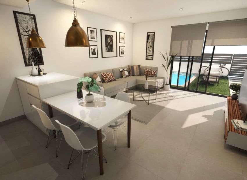 Chalet de 3 habitaciones en Los Alcázares en venta con piscina - 419.900 € (Ref: 9211471)