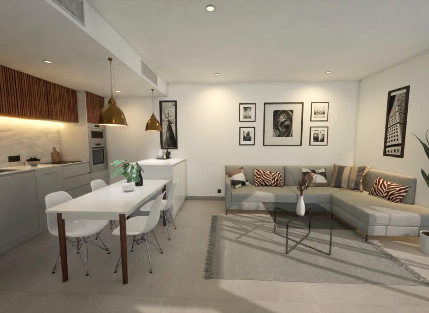 Chalet de 3 habitaciones en Los Alcázares en venta con piscina - 419.900 € (Ref: 9211471)