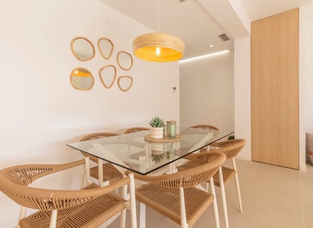 3 soverom Hus til salgs i El Chaparral, Torrevieja med svømmebasseng - € 499 000 (Ref: 9211475)