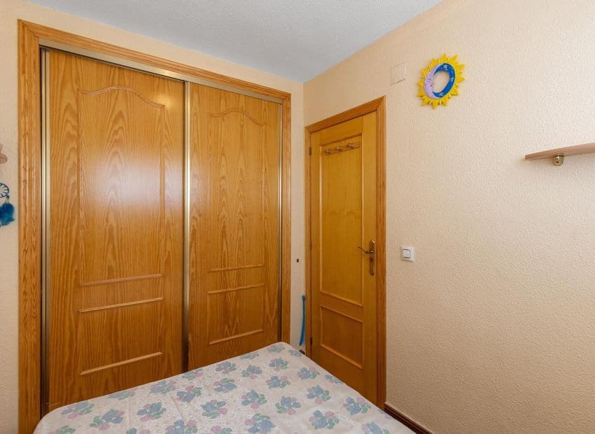 2 sypialnia Apartament na sprzedaż w Guardamar del Segura - 135 000 € (Ref: 9215996)