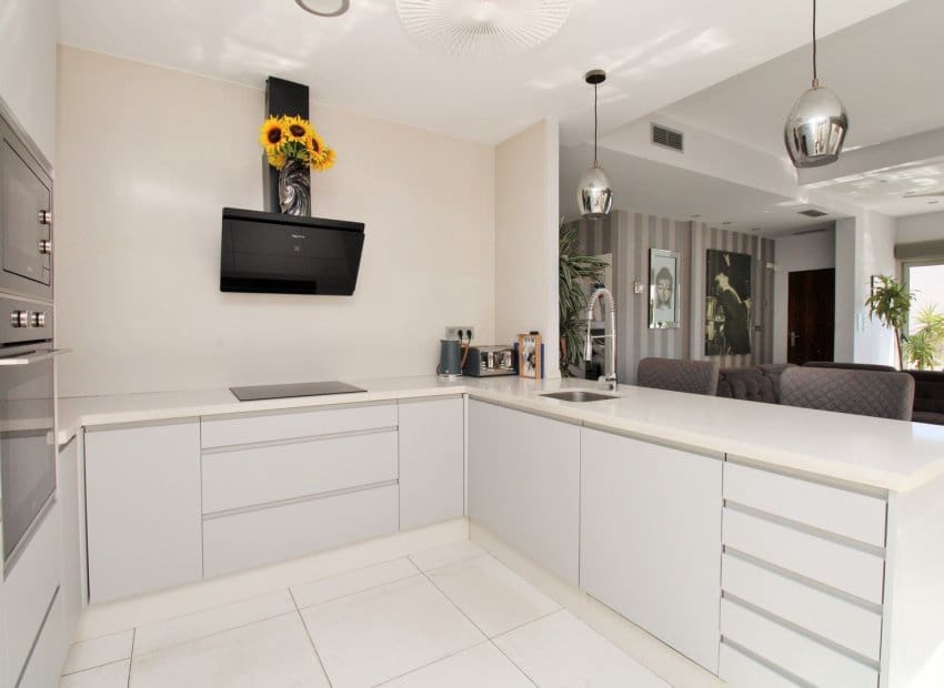 4 soverom Villa til salgs i Villamartin med svømmebasseng - € 477 000 (Ref: 9219193)