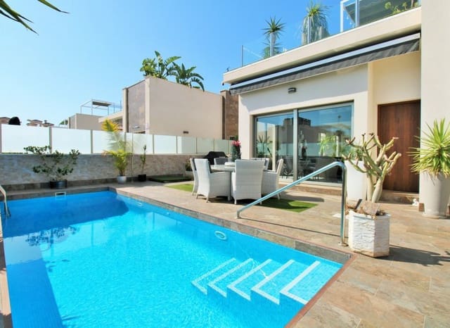 4 soverom Villa til salgs i Villamartin, Orihuela med svømmebasseng - € 477 000 (Ref: 9219193)