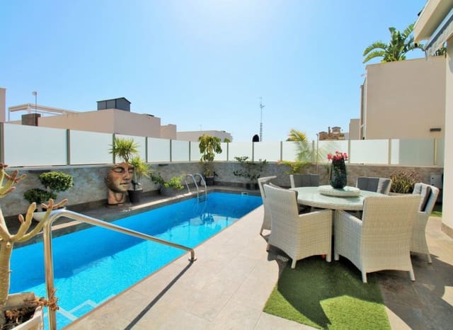 4 soverom Villa til salgs i Villamartin, Orihuela med svømmebasseng - € 477 000 (Ref: 9219193)