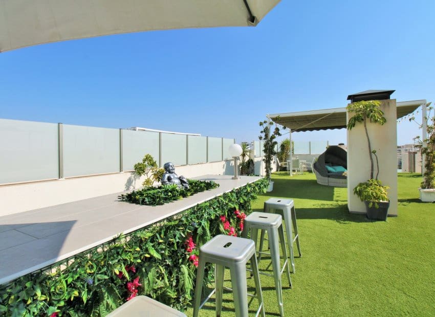 4 soverom Villa til salgs i Villamartin med svømmebasseng - € 477 000 (Ref: 9219193)