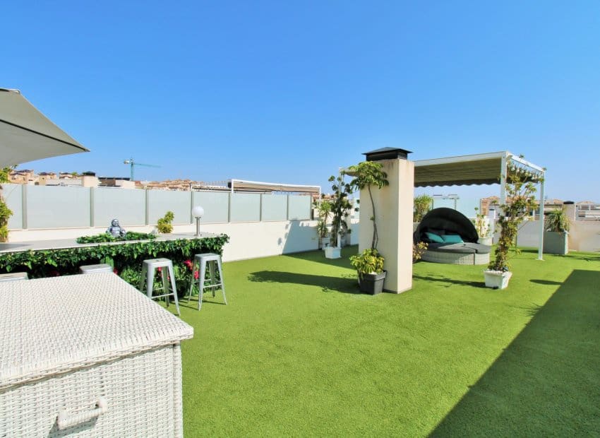 4 soverom Villa til salgs i Villamartin med svømmebasseng - € 477 000 (Ref: 9219193)