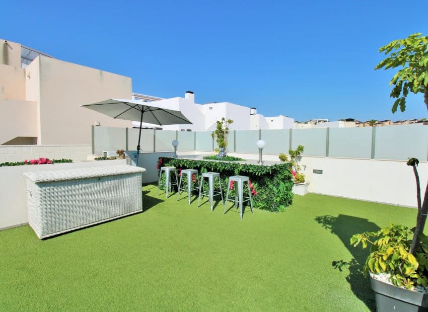 4 soverom Villa til salgs i Villamartin med svømmebasseng - € 477 000 (Ref: 9219193)