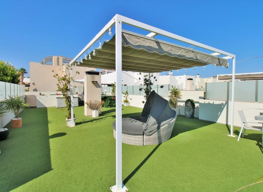 4 soverom Villa til salgs i Villamartin med svømmebasseng - € 477 000 (Ref: 9219193)