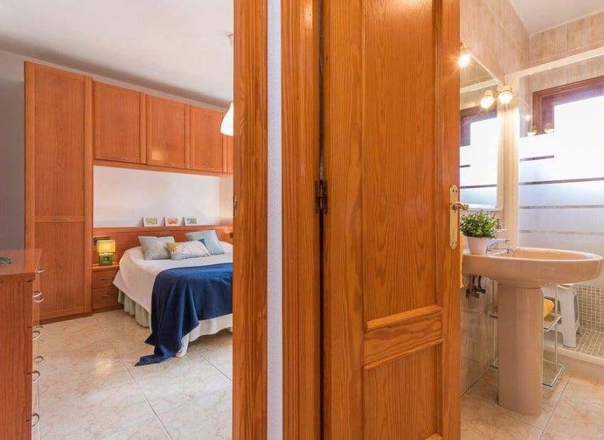 3 quarto Casa em Banda para venda em Playa Flamenca com piscina - 239 000 € (Ref: 9221437)