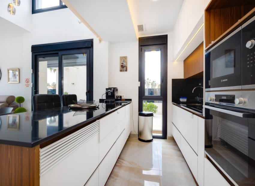 3 camera da letto Villa in vendita in Orihuela Costa con piscina - 850.000 € (Rif: 9235463)