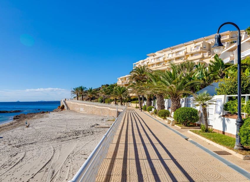 3 camera da letto Villa in vendita in Orihuela Costa con piscina - 850.000 € (Rif: 9235463)