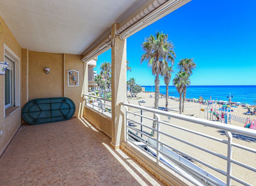 3 slaapkamer Strandappartement te koop in La Mata - € 360.000 (Ref: 9235464)