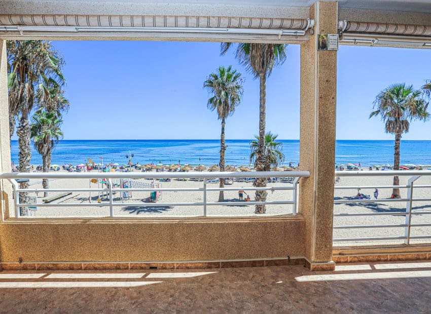 3 slaapkamer Strandappartement te koop in La Mata - € 360.000 (Ref: 9235464)