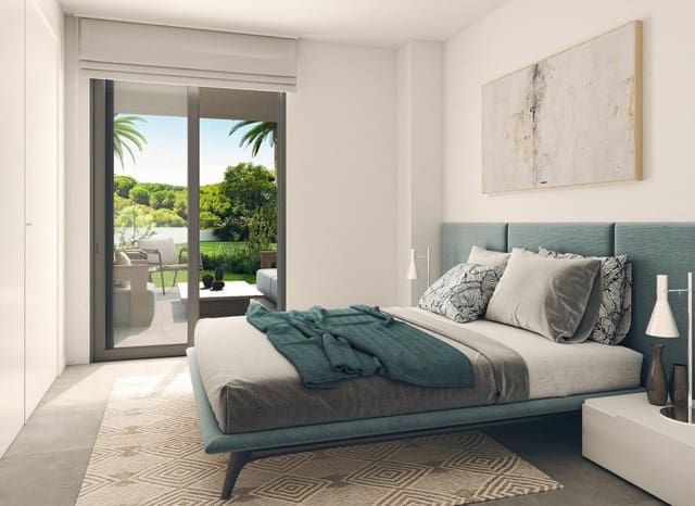 2 soveværelse Strandlejlighed til salg i Torremolinos med swimmingpool - € 636.000 (Ref: 9235469)