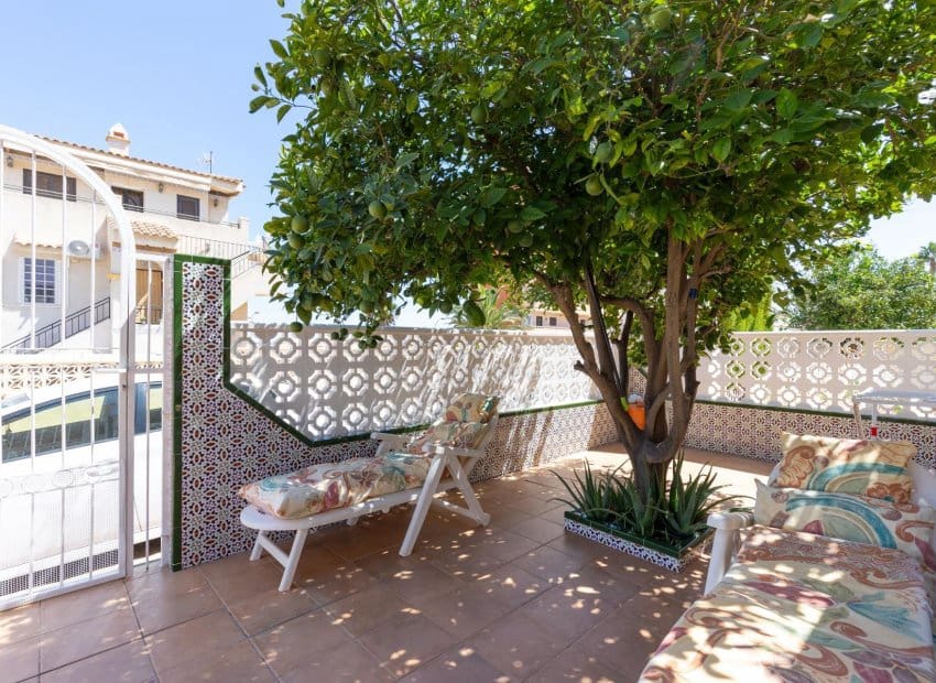 3 camera da letto Villa in vendita in Torrevieja con piscina - 276.000 € (Rif: 9235471)