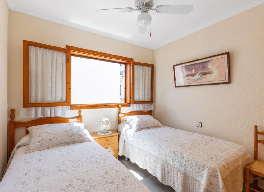 3 camera da letto Villa in vendita in Torrevieja con piscina - 276.000 € (Rif: 9235471)