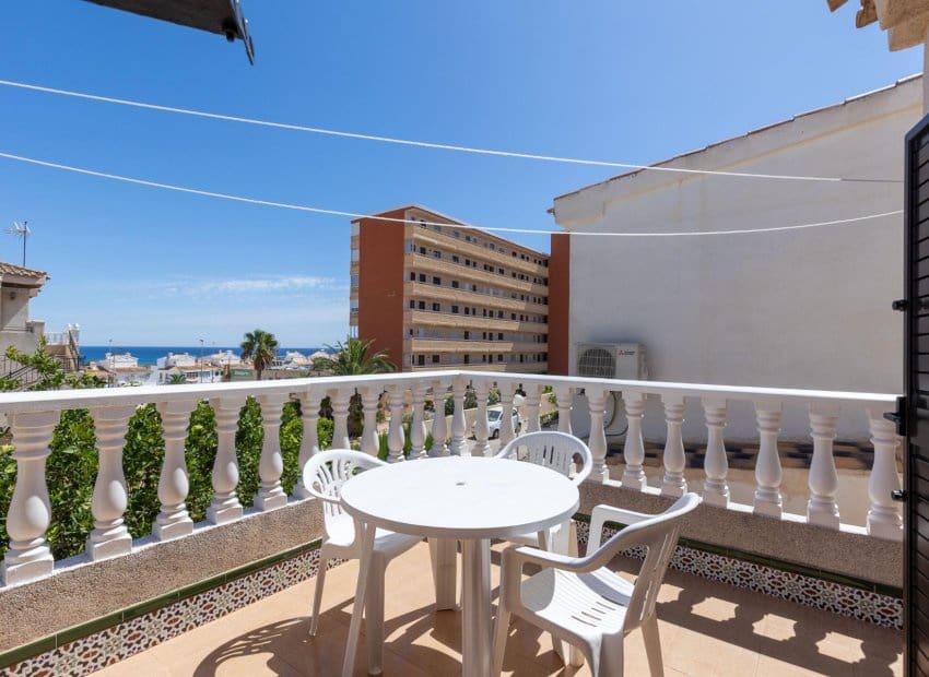 3 camera da letto Villa in vendita in Torrevieja con piscina - 276.000 € (Rif: 9235471)